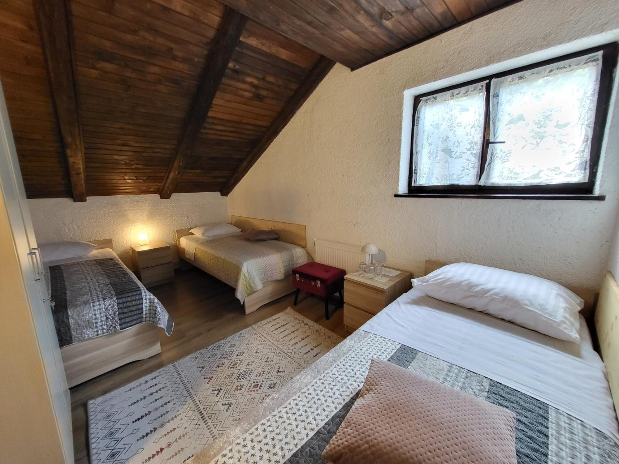 Koca Sredi Gozda Kanal Exterior foto
