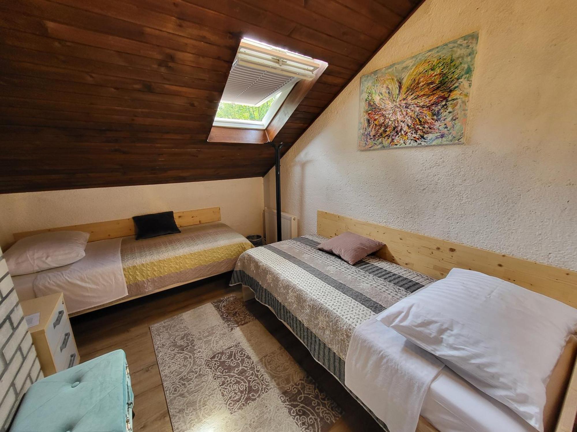 Koca Sredi Gozda Kanal Exterior foto