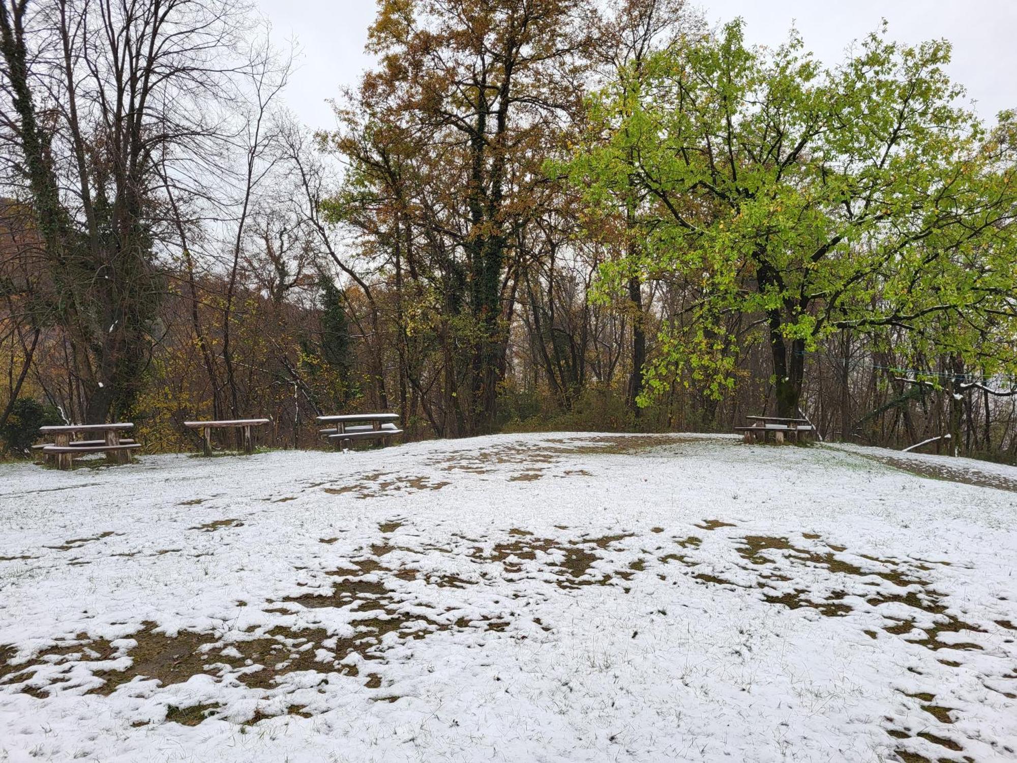 Koca Sredi Gozda Kanal Exterior foto
