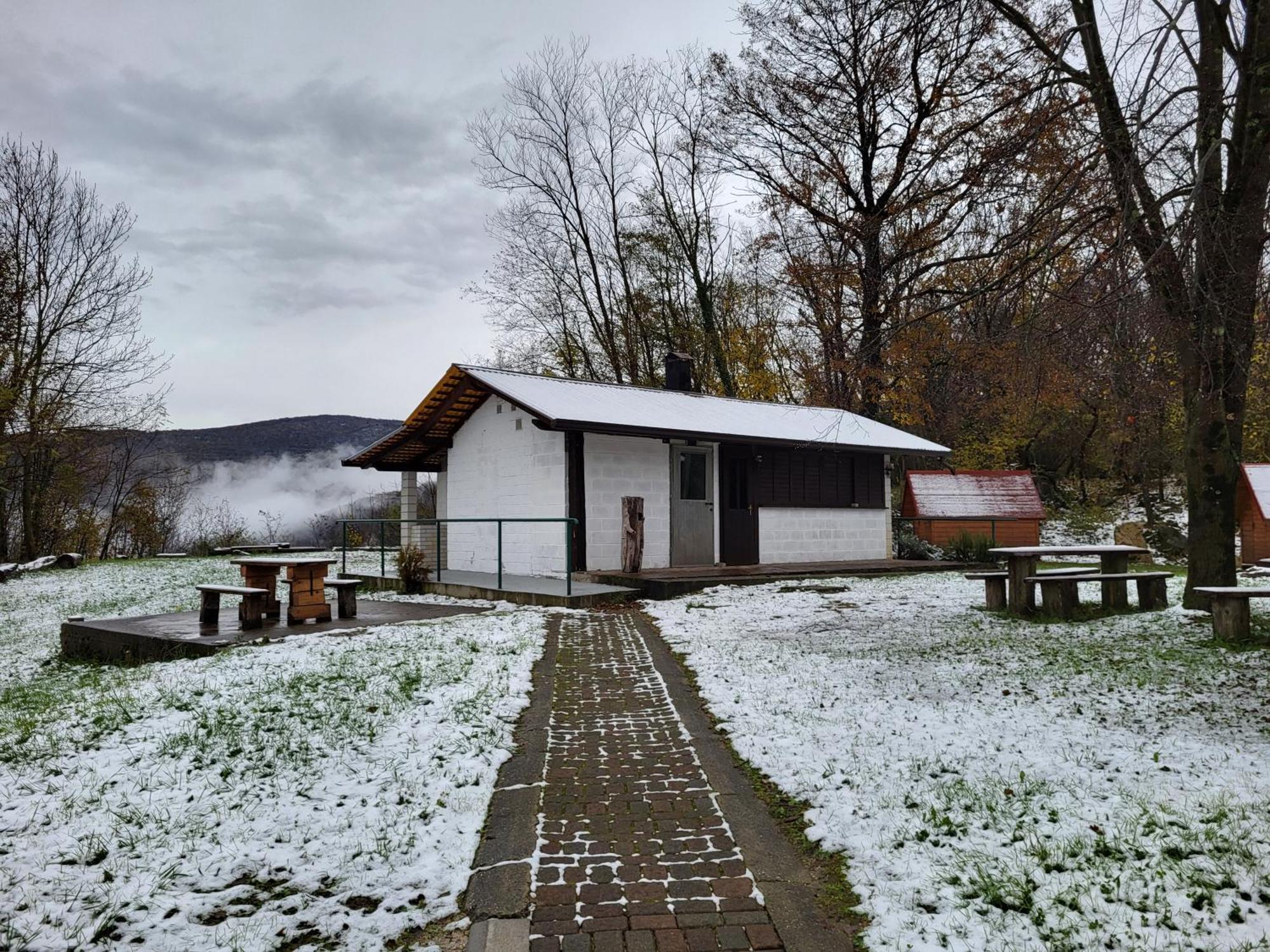 Koca Sredi Gozda Kanal Exterior foto